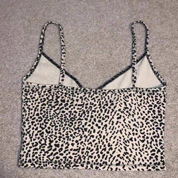 Leopard Print Cropped Tank - Picture 2 of 3